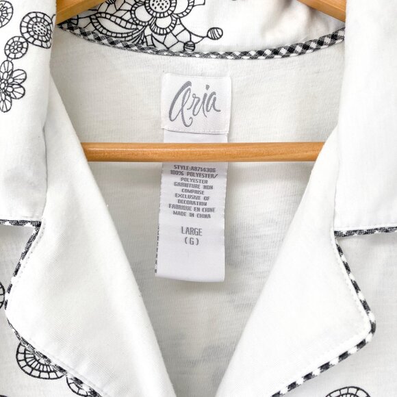 Aria - Lovely Vintage Lacey Sleeveless PJ Top & Cropped Pants Set - Picture 5 of 13